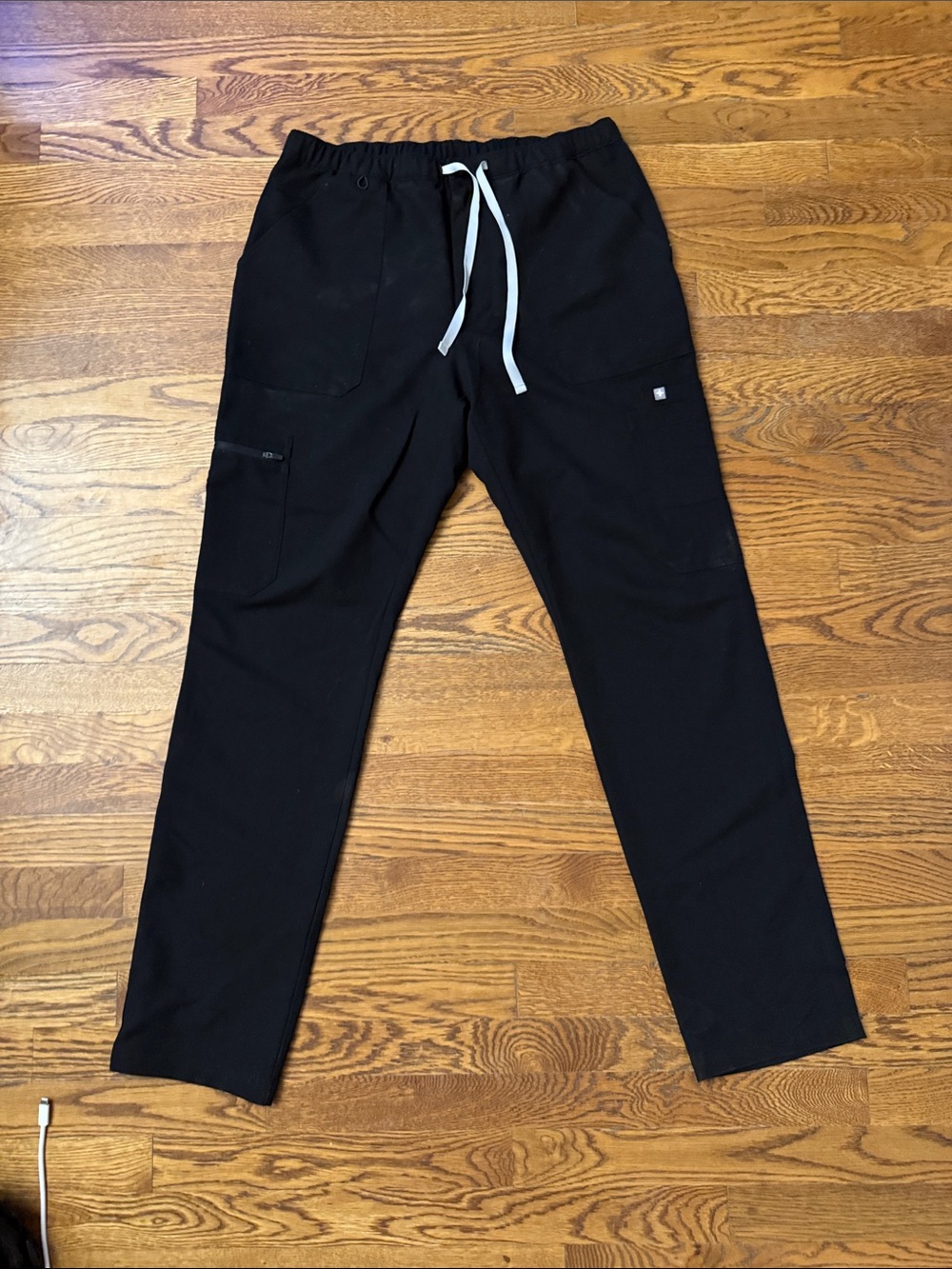 Figs Men's Black Jogger Pants with White Drawcord size Large